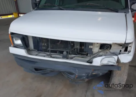 2003 Ford E-350 Super Duty Commercial/Recreational from USA, damaged, VIN 1FTSE34L13HB45103